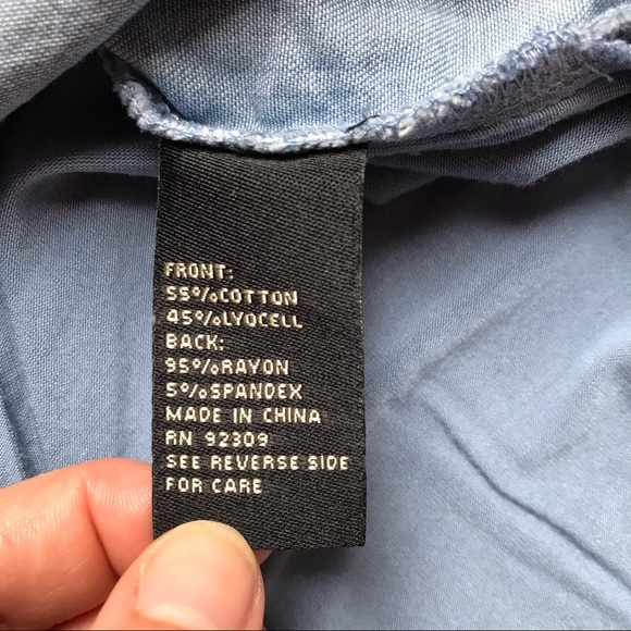 DG2 Diane Gilman Blue Soft Denim Striped Tank Top, EUC, M - Picture 11 of 13